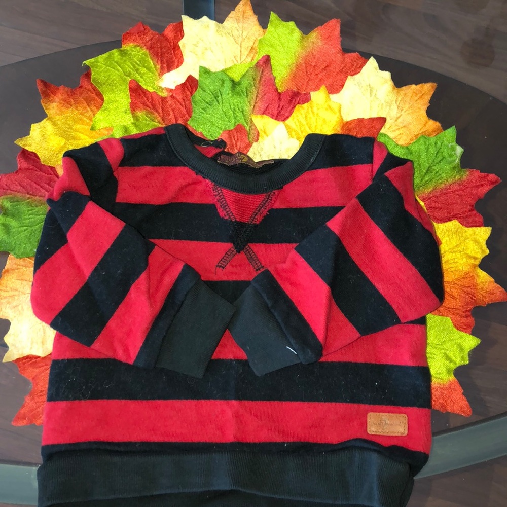 seven for All Man Kind Newborn sweatshirt